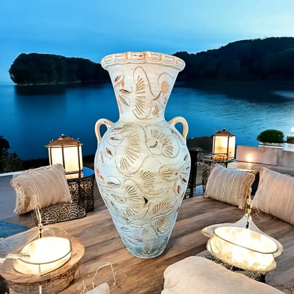 Impressive decorative terracotta jar "Apogee of the Sun"